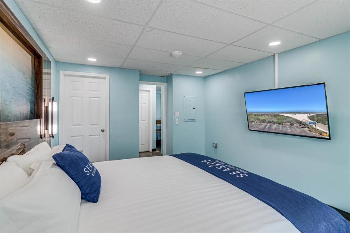 Seaside Boutique Hotel, Waves At Your Doorstep ポート・アランサス エクステリア 写真