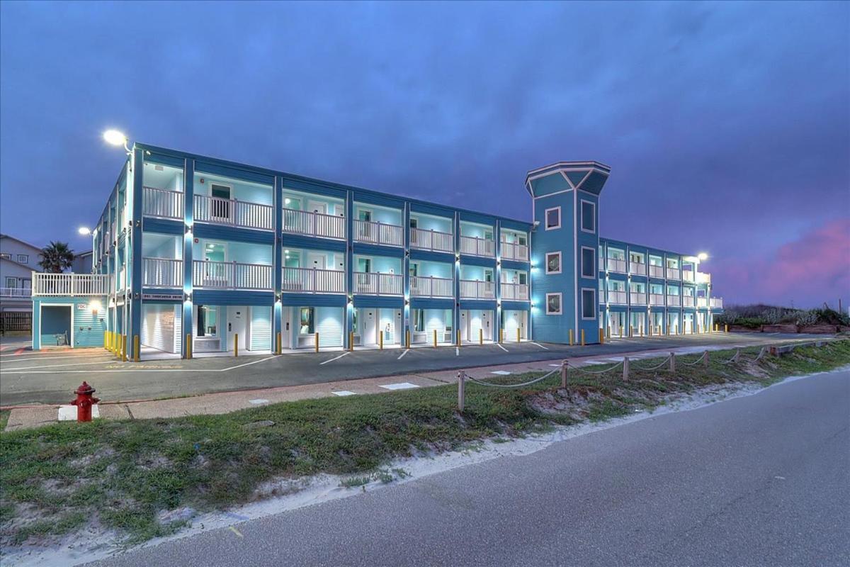 Seaside Boutique Hotel, Waves At Your Doorstep ポート・アランサス エクステリア 写真