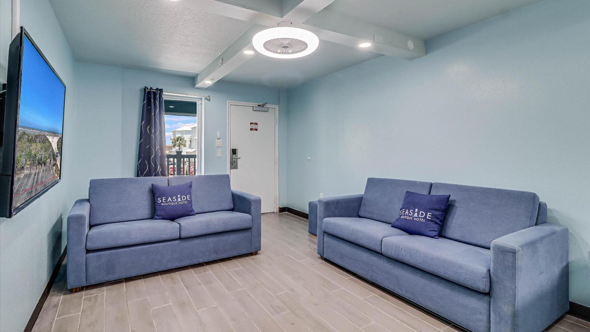 Seaside Boutique Hotel, Waves At Your Doorstep ポート・アランサス エクステリア 写真